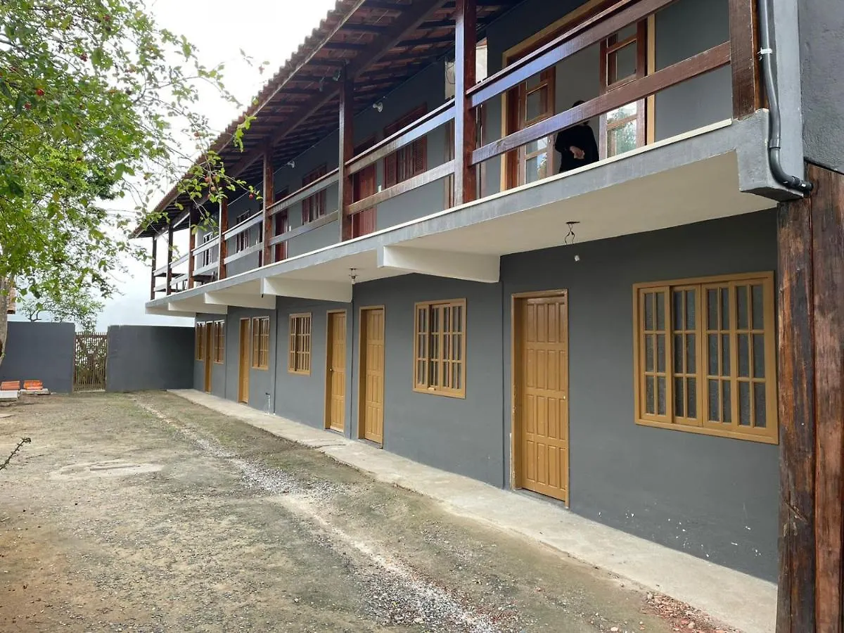 Flat agradável com estacionamento incluído Apartamento Cabo Frio